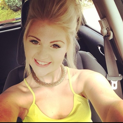 gemmahall11's profile picture. student at lancaster, work at starbucks.