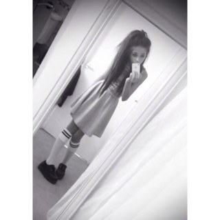 ChloeDeeBoswell's profile picture. Hiii  , i follow back