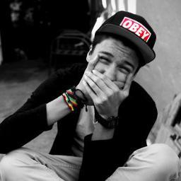 i just wanna feel this moment.