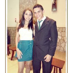 Maranhense..
Estudante de Administração 8º periodo
 uma eterna apaixonada por musicas que falam do coração,sertanejo universitário, eletrônics ...*-*