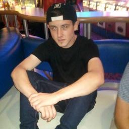 I LOVE TOTTENHAM HOTSPUR FOOBALL CLUB, Play for Padiham Sloths and sometimes on loan to Athletico Tallywackers