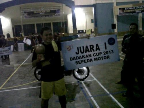 danyepul's profile picture. Abs