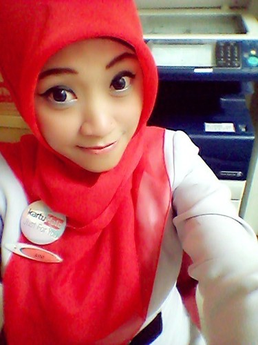 ainlicious90's profile picture. seorang wanita yg sdg berusaha meraih cita2 nya