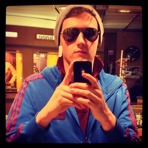 AndyMcDermott1's profile picture. 