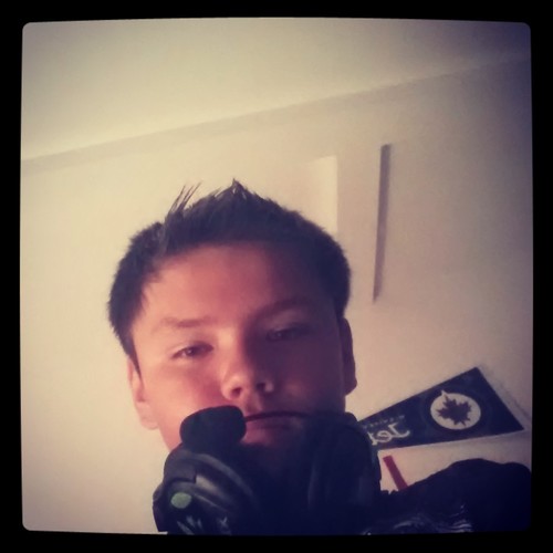 Now in SuRe Sniping!! We are recruiting DM @swanrainy if you are intrested.... must Trickshot or killfeed :)