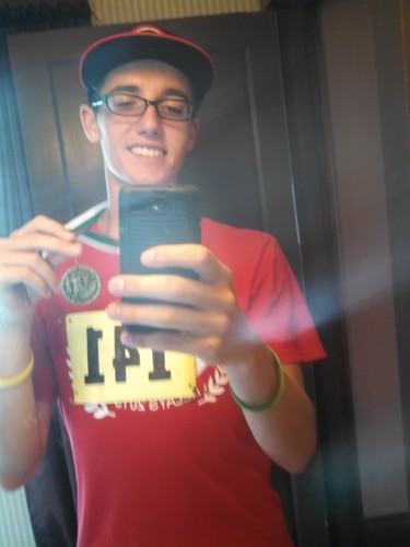 Western Brown High School. 18 years old. Kentucky Wildcats! Varsity cross country and track. #TheFamily