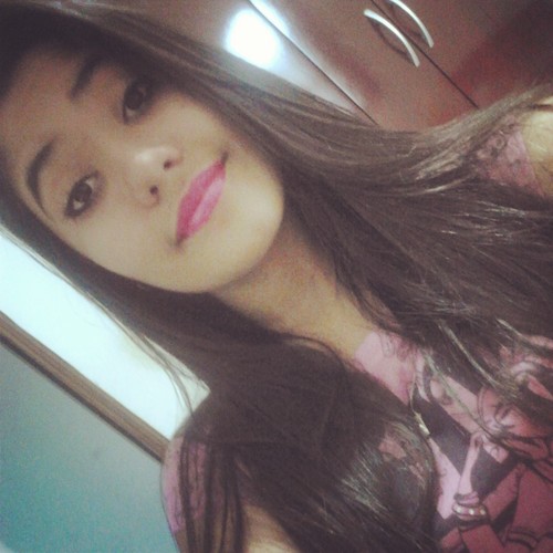 Inimigos não coleciono, não me relaciono, não me emociono, por eles não sinto nada http://t.co/ugYlb9cs