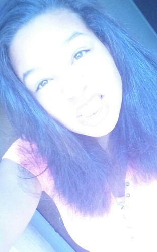 KiyaLovett's profile picture. 