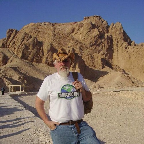 Jurassicjimm's profile picture. fossil hunter and shop owner