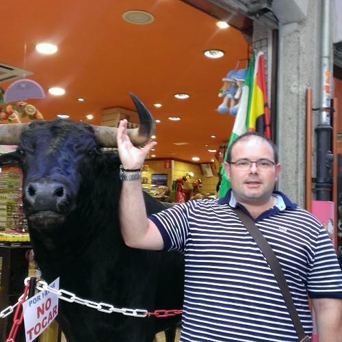 DiezMontesinos's profile picture. Informático de profesión, quien sabe si agricultor ecológico por devoción. Madridista empedernido, aunque sobre todo, gran soñador y emprendedor.