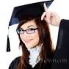 شخصية تفتخر بكونهاامراة مصرية مسلمة هدفها الاسمى الفردوس ولعها الكتابة والتامل والفلسفة وتعشق الاثارة والتحدى والمغامرة