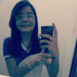 Gabrielly,14 anos, solteira, flamenguista, amo viajar, filmes, musica, pizza, chocolate e toddynho :) 
http://t.co/BquZGREtJ1