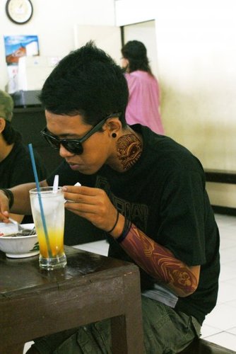 Berusaha menghasilkan yang lebih baik