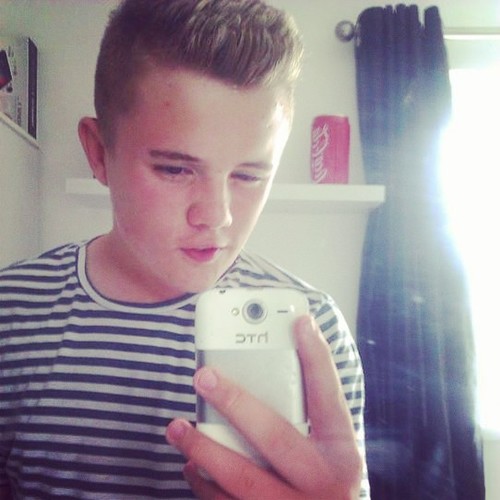 AdamTweedy_'s profile picture. liam payne is cool:$