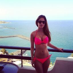 21, Greek Cypriot, Recruitment Consultant. You don't know about me. #LovingLife Instagram: mariaelle_x