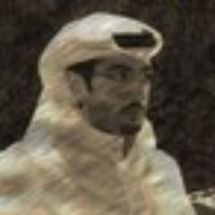 بكالوريس قانون جامعة الملك سعود / مؤمن بأن البشر ما راح تسعدني .. سعادتي عند رب الناس خالقها / الله ثم المليك والوطن
