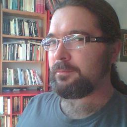 Profesor-Investigador de Comunicación y Cultura en la UACM-Cuautepec. Estudiante de Doctorado en Ciencias Sociales en la UAM-X Sangre B rh Negativo