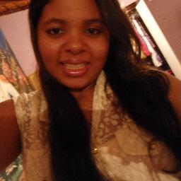 adoro Sair, Conhecer Novos Amgos, comer Pizza ,haha, e Praia ;)