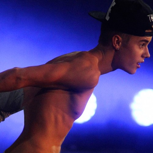 Follow my main accout @kelseyjdbieber tweet me there for a shout out (: