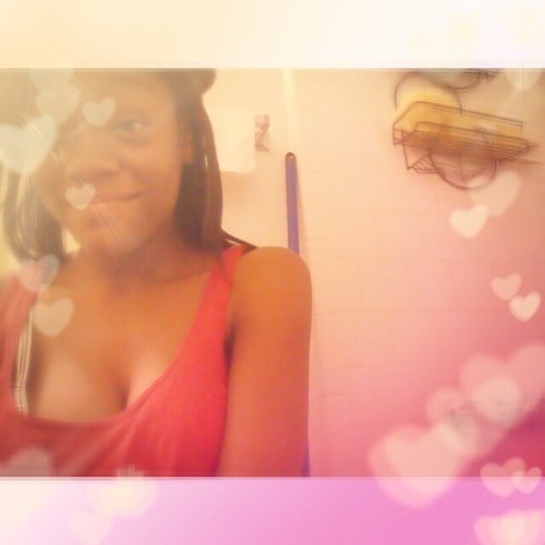 just a fun and exciting girl who loves justin bieber