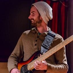 Product Designer, Lead Bassist with https://t.co/MuUXmoxmSy bike and music 🤓