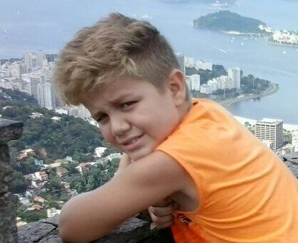 o sorriso é meu,mais o motivo é você. @ArthurCantorS