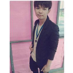 Follow me : ทักได้ เข้ากับคนง่าย  เป็นตัวของตัวเองให้คนอื่นประทับใจ พอใจเท่าที่มี