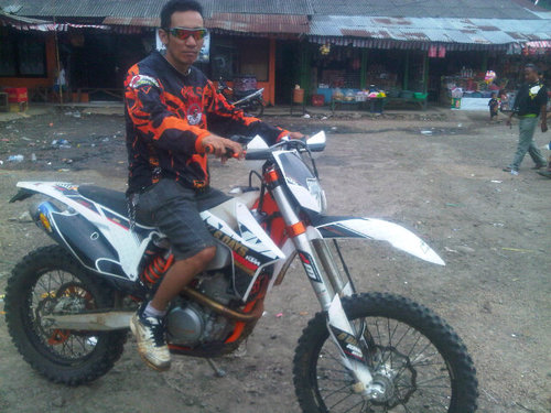 Adventurer, rafter, riding my bike tour around indonesian, penggila daging hayam, Keluarga diatas segalanya whatsapp : 083829999234 pin bbm : 2B684A1A