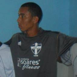 um cara cheio de falhas, q busca em deus uma forma de concerta seus erros!!!!!