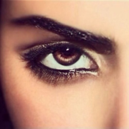 ‏​♈̷̴¸.͡..⌣`
عندما تكون راقياا فيَ حواركك 
فَ أنتَ تخبَر العالم اانك تلقيت 
تربيہ عظيمهہ