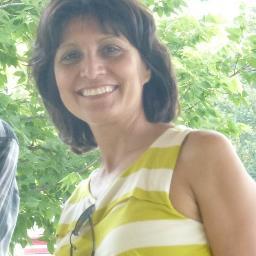 Latina, mom of 2, health care professional