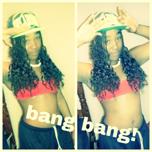 loving her to the fullest,she completes my world without her im nothing 7*20*13#bang bang :){{follow me & ill follow bck }}:)