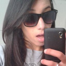 Tava ouvindo um Bob marley e te olhando dormir, Lembrando do teu sorriso que é o que me faz sorrir ♫  voce é minha vida , eu te amo ♥@_ummiojo ∞ ♥  23/11/12~