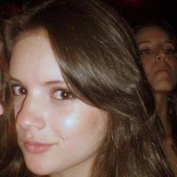 AleMoscosoA's profile picture. 6 sentidos, funcionando en todo momento.