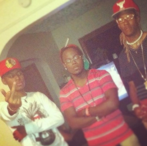 If you fuck with us... support #upgang #clutchtime #1up follow us @ShellzAmazin @_LiveOnMusiq @J_Hoop04 @1up_Swahhhh @Qtrei @ThaNameIsJae