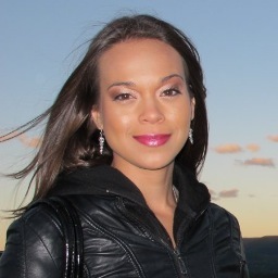 chrisytelle's profile picture. French/Filipina #Montreal #Singer. IT consulting director & child sponsorship advocate (https://t.co/O48J5xdRF2) #autoimmunewarrior #Fitness #MuayThai #GoHabsGo