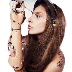 BUY THE NEW SINGLE APPLAUSE http://t.co/iRC1eSrhMw