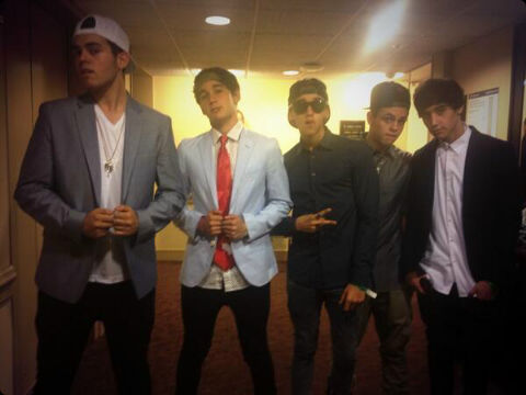 Emma_brookss's profile picture. Jasminator/Belieber/Directioner/Selenator/Simpsonizer/Lovatic/Janoskianator/Arianator. My idols inspired me to be positive&have no regrets:) I love them alot♥