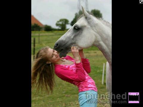 16 jaar| Clusius College P'rend|4de klas VMBO-GT| BB ping: 27764049