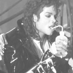 following back mj fans
