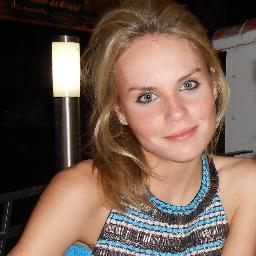 Digital Marketer & Writer. Love languages, travel, animals, sport and everything social. I tweet about #SMM, tech & actualités.
