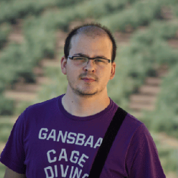 Darkvidhck's profile picture. Ingeniero informático, aficionado a la ciberseguridad. Buscavidas. Devorador de historias. Manazas. Llevo calcetines de Gryffindor.