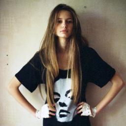 JunTurtle's profile picture. I'm a Directioner, Fashionista 3