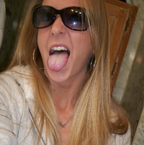 KatAllowitz's profile picture. Mother to 3children , wife to an amazing movie Director , i love family , its my pride