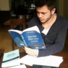 Anlaşıldığı uzre hayatım avare, gotum tayyare dostlarım bir yerlere kısılıp kalmış biçare, kadınlarımınsa ruhu kevase..