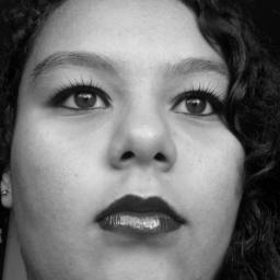 estrovertida,alegre,brincalhona etc...

FE NO P@I QUE O INIMIGO C@I



quem tem facebook ae me add la o meu e larissa moitinho