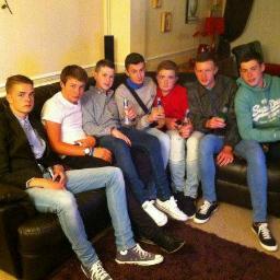 16, Follow Me I Will Follow You Back BBM:25CAF0F1