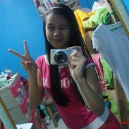 klaresmey's profile picture. “To be yourself in a world that is constantly trying to make you something else is the greatest accomplishment.” :))