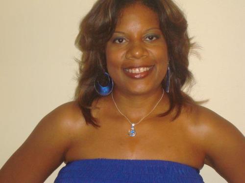 almaretto75's profile picture. 