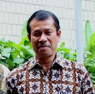 Dosen / Pengajar  Bidang Komunikasi/Broadcasting/Televisi/Audio-Visual